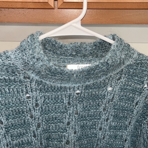 Frost Faherty Boone Sweater In Jupiter Frost
size L.  Excellent  condition - Picture 2 of 5